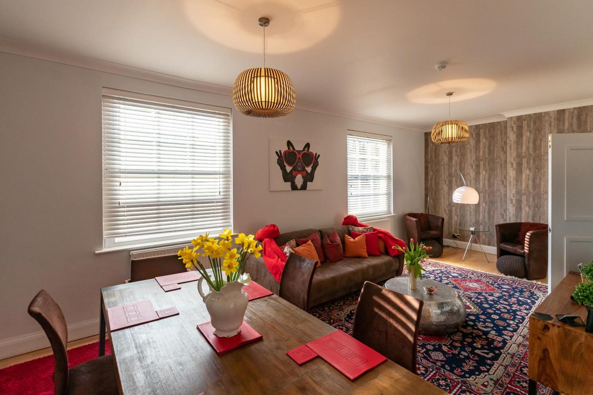 The Zenscape - Chic 2 Bedroom Apartment In Covent Garden L Sleeps 6 With Sofa Bed L Prime Location Plus Free Wifi L Perfect For Business & Leisure Travelers L 15Percent Off Weekly & 20Percent Off Monthly Stays! London Exterior foto